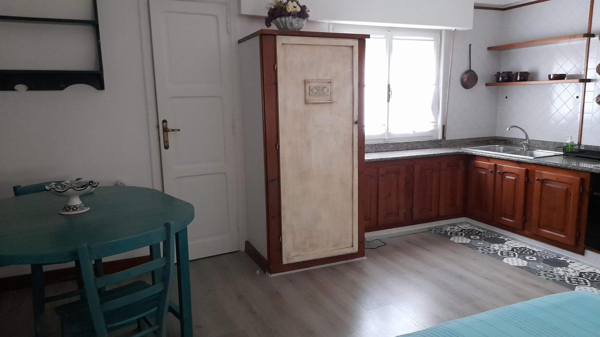 Invit Arti B&B Capoterra Habitación foto